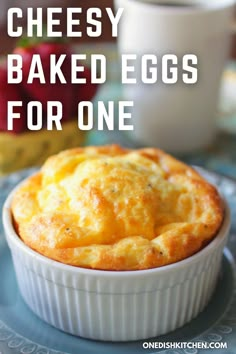 Ramkin Recipes, Cheesy Baked Eggs, Easy Egg Breakfast, Ramekin Recipe, Egg Cups Breakfast, Baked Eggs Recipe, Recipe For 1, Low Carb Low Fat Recipes, Scotch Eggs