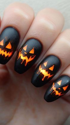 Mens Halloween Nail Art, Black Nails With Halloween Design, Acrylic Halloween Nail Designs, Spooky Halloween Nail Designs 2024, Jackolantern Nails, Halloween Nail Designs Acrylic, Michael Myers Nails, Halloween Nails Gel