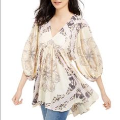 Nwt Free People Girl Talk Boho Festival Tunic Top, Size Small, Yellow. Gorgeous Top Brand New With Tags. Laying Flat Armpit To Armpit Measures Approx 19.5 Inches. Shoulder To Hem Measures Approx 31 Inches. No Flaws. Fast Shipper, High Rated Seller. #Freepeople #Tunic #Top 0.75 Lb A1 Romantic Tops, Tunic Designs, Free People Tunic, Tie Neck Tops, Boho Girl, Printed Tunic Tops, Festival Tops, Girl Talk, Print Tunic