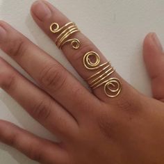 Handmade midi ring set. Beautiful swirl design. Midi Ring Set, Dread Beads, Types Of Crystals, Hair Adornments, Midi Ring, Knuckle Rings, Midi Rings, Jewelry Lookbook, Hair Beads