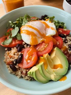 Start your day with this delicious savory breakfast bowl! 🍲🌞 Packed with protein, grains, and veggies, it's the perfect way to fuel your morning and keep you satisfied. #BreakfastBowl #HealthyBreakfast