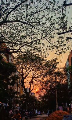 Beautiful Evening Photography, Evening Sky Aesthetic, Sunset View Aesthetic, Mallikarjuna Swamy, Nature Dp For Whatsapp, Sunset Snap, City Life Aesthetic, Evening Sunset