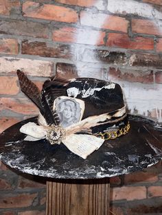 Custom Felt Hats, Western Style Wide Brim Hand Painted Fedora, Custom Cowgirl Hats, Custom Felt Hat For Rodeo, One Size, Handmade Brimmed Fedora For Western-themed Events, Distressed Brimmed Hat For Western-themed Events, Western-themed Fedora With Feathers, Cowboy Hat Styles, Cowboy Hat Design