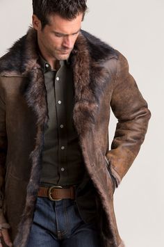 Mens Fur Coat, Men Fashion Casual Shirts, Sheepskin Coat, Fashion Suits For Men, Jackets Men Fashion, Mens Fashion Classy, Stylish Mens Outfits, Mens Fashion Suits, Men Fashion Casual Outfits