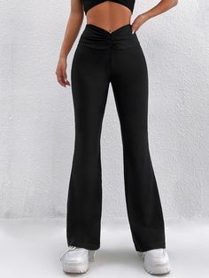 Black Flares, Ruched Pants, Black Flare Pants, Stylish Work Attire, Flared Leggings, Cute Pants, Black Flare, Flare Leg Pants, Women Pants