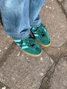 Adidas Green Gazelle, Adidas Gazelle Indoor Green, Adidas Shoes 2023, Green Gazelle Adidas Outfit, Adidas Gazelle Outfit Men, Style Adidas Gazelle, Green Adidas Gazelle, Adidas Gazelle Green, Green Gazelle