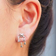 Frog Earring, Cute Silver Frog Earring Studs, Animal Jewelry Gifts, Fun Earring Frog Earrings, Frog Jewelry, Ear Jacket Earring, Style Gothic, Korean Jewelry, Gothic Earrings, Cute Frog, Punk Jewelry, Animal Earrings