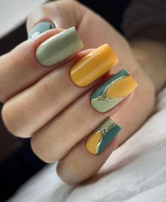 Unghie Nail Art, Short Acrylic Nails Designs, Yellow Nails, Nail Art Hacks, Nail Art Summer, Cool Nail Designs, Floral Nails, Chic Nails, Short Acrylic Nails