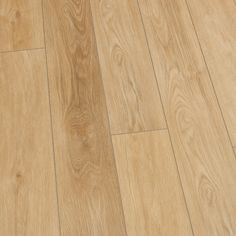 an image of wood flooring that looks like it is made from real wood planks