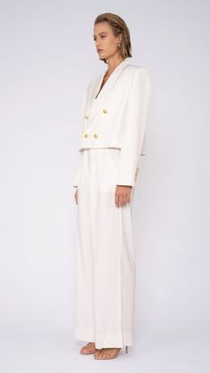 The Alana Cropped Blazer is a must-have outwear piece for every occasion. This seasonless blazer will always add a touch of chicness to your look through its gold detailing and cropped fit. Cropped Blazer, Gold Details, Blazers For Women, Best Sellers, Must Haves, Topshop, Jumpsuit, Blazer, Dresses