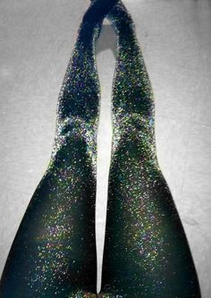 Funky Tights, Sparkle Tights, Neon Demon, Pretty Colors, Mode Inspiration, Holiday Fashion, Fashion Inspo Outfits, Pin Up, Cool Outfits