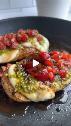 Bruschetta Toppings, Mediterranean Diet Plan, Bruschetta Chicken, Daily Recipes, Live Healthy, Mediterranean Diet Recipes, Delicious Dishes, Delicious Dinner