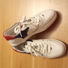 Madewell "Court" Leather Sneakers In Size W10.5m /M9 (Nwob) Great Sneakers That Are Brand New In White With Red And Blue Accents. Cloudfoam Insoles For Comfort These Madewell Sneakers Are Made Eco Friendly With The Leather Being Sustainably Sourced From A Tannery That Holds The Gold Standard. Make These Your Go To Sneakers For Summer ! Madewell Sneakers, Sneakers For Summer, Madewell Sneaker, Madewell Shoes, Blue Accents, Leather Sneakers, Womens Shoes Sneakers, Madewell, Red And Blue