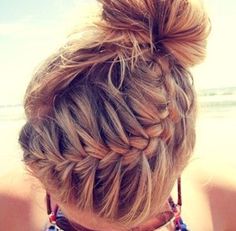 French braid hairstyle with directions. Pretty Braided Hairstyles, Bad Hair, Beach Hair, About Hair, Hair Day