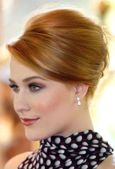 hair short updos styles tophaircutstyle haircut look komentar am top stylish French Twist Updo, Easy Updo Hairstyles, Rachel Wood, Hairstyles Aesthetic, French Twist Hair, Evan Rachel Wood, Up Dos For Medium Hair, Peinados Recogidos, Facebook Style