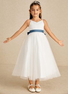 Lea is the perfect dress for any flower girl. Layers of tulle offer a charming aesthetic accompanied by hand sewn pearls safely nestled under the tulle for a hint a sparkle. Lavender Flower Girl Dress, Navy Flower Girl, Flower Girl Dresses Navy, Blue Flower Girl, Charming Aesthetic, Royal Blue Flowers, Flower Girl Dresses Blue, Girls Short Dresses, Tulle Flower Girl