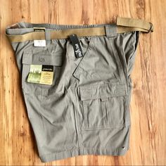 Msrp $42 Brand New Never Worn Brand: St. John’s Bay Color: Gunmetal Gray Size: 48 Big & Tall Twill Hiking Shorts Multifunctional Pockets 100% Soft Cotton Free Functional Web Belt Length: 22” Inseam: 9” Leg Opening: 14.5” Any Imperfection Will Be Due To Manufacture’s Workmanship *Color May Look Different Online Vs. Real Life Depend On Screen Setting Make Me An Offer! Bundle Save $ Shipping *Shipping Extra If >5# *Previously Owned Items Are Not Always Perfect; Expect Normal Signs Of Wear, Fade, Wr Spring Pants For Outdoor Activities, Short Length, Short Pants For Outdoor Activities In Spring, Cargo Style Shorts For Outdoor Activities In Spring, Spring Cargo Style Shorts For Outdoor Activities, Summer Outdoor Bottoms With Belt Loops, Khaki Shorts With Belt Loops For Outdoor Activities, Mens Hiking Shorts, Outfit Short, Web Belt