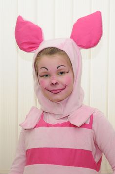 Piglet face painting costume, Winnie-the-Pooh and friends Piglet Makeup, Pig Face Paint, Piglet Halloween Costume, Pooh Painting, Piglet Face, Piglet Costume, Painting Friends, Diy Face Paint, Painting Costume