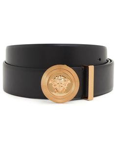 black/gold-tone leather Medusa plaque detail buckle fastening adjustable fit Gold Leather Belt Buckle With Logo Plaque, Elegant Black Belt Buckle With Gold-tone Logo, Formal Black Belt Buckles With Gold-tone Logo, Luxury Gold Belt Buckles With Metal Logo, Luxury Black Belt Buckle With Gold-tone Logo Plaque, Designer Black Belt With Gold-tone Logo Plaque, Designer Black Belts With Gold-tone Logo Plaque, Luxury Gold-tone Belt Buckle For Formal Wear, Gold Belt With Logo Plaque For Formal Occasions