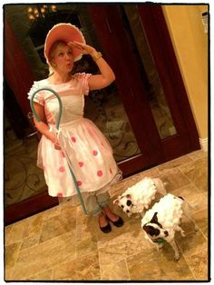 Costumes With Dogs, Puppy Halloween Costumes, Toy Story Halloween, Lost Sheep, Pet Parade, Sheep Dogs, Puppy Costume, Halloween Idea