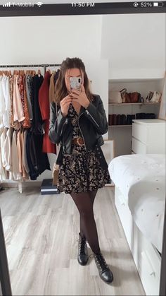 Platforms Outfit, Stil Rock, Outfit Botas, Chique Outfit, Stockings Outfit, Cooler Look, Autumn Outfit, Mode Inspiration, Winter Fashion Outfits