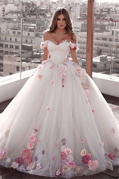 Wedding Dresses Floral, Tulle Ball Gown Wedding Dress, Off Shoulder Tulle, Gowns Indian, Satin Bridal Gowns, Pretty Quinceanera Dresses, Wedding Dresses With Flowers, Tulle Ball Gown, White Wedding Dress