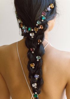 The Gemma Bobby Pin is inspired by the rich opulence of Renaissance art, unabashedly embracing jewel tones. Made of varying combinations of colorful Swarovski crystals and smaller complimentary stones, these gems are pure candy-colored fun. The Gemma Bobby Pin can be worn solo for a more subdued look, but we love creating drama with multiple colors stacked on, and mixing with the Perla Bobby Pins for a look fit for royalty. Dimensions: 2.25 x 0.75 x 0.5 inches Weight: 6g Luxury Hair Accessories, Ombré Hair, Hair Accessories Clips, Bobby Pin, Luxury Hair, Party Hairstyles, Hair Jewelry, Hair Looks, Bridal Hair