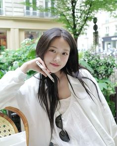 ahn yujin ive Paris Street Style, Ulzzang Fashion, Korean Street Fashion