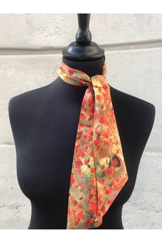 Silk Scarf - Monet – Coquelicots Museum Collection - © Trendy, timeless and essential accessory that ties around the wrist, neck or waist. Size: 7 x 100cmComposition: Twill 14, 100% SilkMade in France Entreprise du Patrimoine Vivant Certification The Entreprise du Patrimoine Vivant (EPV) label is a state distinction awarded to French companies that demonstrate excellent traditional and industrial know-how. It is awarded to manufacturers committed to the high performance of their craft and their Adjustable Multicolor Neckwear For Gift, Vintage Adjustable Ties For Gifts, Vintage Standard Tie For Gift, Vintage Adjustable Ties For Gift, Vintage Adjustable Ties As A Gift, Classic Adjustable Neckwear For Spring, Elegant Red Adjustable Neckwear, Elegant Adjustable Red Neckwear, Summer Neckwear As Gift