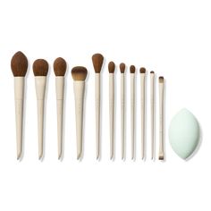 Morphe Brushes Set, Ariel Makeup, Eye Makeup Images, Jenner Makeup, Powder Contour, Eye Brushes Set, Kylie Jenner Makeup, Best Makeup Brushes, Cream Contour