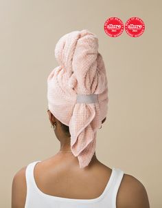 The Hero hair towel is crafted with our revolutionary Nanoweave fabric, and is a 2X recipient of the Allure Best in Beauty Award. Experience 50% faster drying time and a secure fit with our signature Snug Strap, making it effortless to wrap, twist, and tuck your locks after a shower. Enjoy silky smooth hair with reduced frizz, as confirmed by our 5-star reviews. Packaging: Offered in two packaging options to fit your unique needs: the "Luxe" tube and the "Eco-tote". The VOLO Hero is 39.4 x 23.5 Scrub Corpo, Silky Smooth Hair, Hair Spa, Hair Towel, Hair Breakage, Beauty Awards, Hair Care Routine, Smooth Hair, Wet Hair