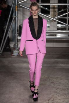 Try a pop of color like this Moschino Cheap Fall 2013 look for your next Tuxedo chic look. Be inspired and shop here: http://rstyle.me/n/rmb42bgbrf Pink Tux, Pink Tuxedo, Moschino Cheap And Chic, Tuxedo Dress, Fashion Shows, Wear Pink, Seasonal Fashion, London Fashion Week, Designer Collection