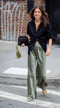 Leandra Medine Style, August Outfits, Mode Dope, Casual Chique Stijl, Loungewear Outfit