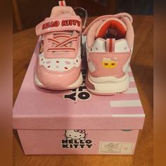 Hello Kitty Pink Balloon Heart Light-Up Shoes For Toddler Size 8 Pink Closed Toe Sneakers For Playtime, Cute Pink Sneakers For Playtime, Cute Non-slip Sneakers For School, Cute Non-slip Closed Toe Sneakers, Cute Non-slip Sneakers For Playtime, Cute Closed Toe Sneakers For School, Cute Non-slip Synthetic Sneakers, Cute Pink Non-slip Sneakers, Cute Closed Toe Synthetic Sneakers