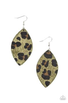 Featuring brown and black cheetah print, a fuzzy green almond-shaped frame swings from the ear for a wild look. Earring attaches to a standard fishhook fitting. Sold as one pair of earrings. P5SE-GRXX-069XX Bling Party, Black Cheetah Print, Pink Jewels, Green Animals, Animal Earrings, Fish Hook Earrings, The Ear, Paparazzi Accessories, Green Earrings