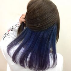 Half Dyed Hair Underneath, Blue Underdye Hair, Half Colored Hair, Under Hair Color, Hair Dyed Underneath, Hidden Hair Color, Underlights Hair, Hair Color Underneath, Ash Blonde Balayage