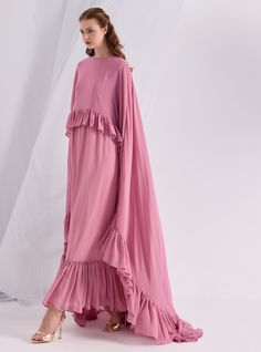 WF ATELIER Model height: 177 CM 100% Polyester Length: 140 cm Cape Dress, Pink Ruffle, Rose Pink, Model Height, Dress Collection, Pink Roses, Cape, Tunic Tops, Knitwear