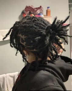 Formal Male Hairstyles, Locs In A Ponytail Men, Half Up Half Down Locs Men, Lock Hairstyles For Men, Dread Aesthetics, Dread Extensions Men, Male Loc Styles Medium, Loc Styles Men