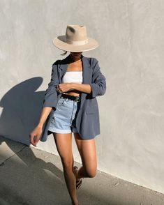 Levon Rancher - RusticThread Boutique Brim Hat Outfit, Look Short, Outfits With Hats, Mode Inspiration, Spring Summer Outfits, Outfits Casuales, Hat Fashion, Spring Summer Fashion, Fashion Inspo Outfits