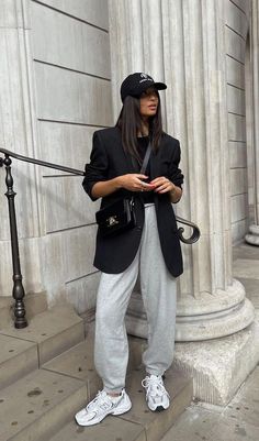 80+ Chic Black Blazer Outfit Ideas For Women [2023]: How To Wear A Black Blazer Black Blazer 2023 Outfit, Athleisure Blazer Outfit, Baseball Hat Blazer Outfit, Black Blazer Outfit Street Styles, Grey And Black Outfits Casual, Fall Styling Outfits, Sweats With Blazer Outfit, Sport Blazer Women Outfit, Blazer Hat Outfit