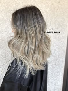 Ombré Balayage, Blonde Hair With Roots, Perfect Blonde Hair, Warm Scarves, Brown Hair Inspo, Hair Tint, Brunette Hair With Highlights, Balayage Hair Dark, Gorgeous Hair Color