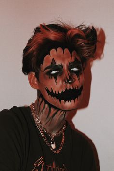 Cool Halloween Makeup For Guys, Men’s Scary Clown Makeup, Halloween Make Up For Guys, Mens Scary Halloween Makeup, Skeleton Makeup Guy Easy, Men Scary Makeup, Clown Makeup On Men, Men Pumpkin Makeup, Scary Pumpkin Makeup Men