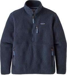 Just as soft on the inside as it is on the outside  the women's Patagonia Retro Pile Marsupial pullover is perfect for relaxing rest days  campfire nights and primo bouldering conditions. Patagonia Retro Pile Fleece, Patagonia Retro Pile, Patagonia Retro, Patagonia Fleece, Womens Fleece, Comfy Fashion, Rei Co-op, Retro Stil, Patagonia Womens