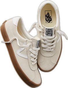 Suede Trainers, Closet Accessories, Vans Off The Wall, Suede Sneakers, Mom Style, Sneaker Shopping, Boho Clothing, Boho Outfits, New Outfits