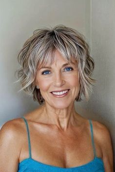 Short Messy Haircuts, Messy Haircut, Oval Face Hairstyles, Trendy Short Haircuts, Top Hairstyles, Midlength Haircuts, Best Short Haircuts