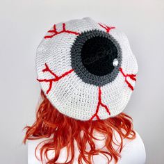 Eye See You Beret - Crocheted Eyeball Hat by VelvetVolcano Ghoulia Cosplay, Crochet Berets, Crochet Eyes, So It Goes, Crochet Beret, Pixel Crochet, Hat Fits, Crochet Design Pattern, Crochet Inspo