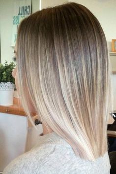 Ombre Hair Color On Short Hair, Straight Blonde Hair Balayage, Blonde Short Hair Straight, Ombre Balayage Hair Blonde, Ombre Hair Color For Blondes, Blond Ombre Hair, Straight Balayage Hair, Ombre Hair Short, Blonde Balayage Short Hair