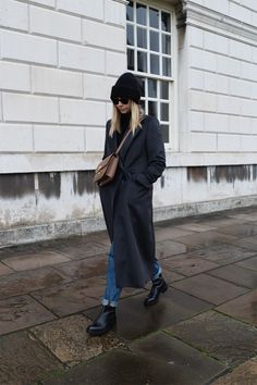 Zip Up Boots Outfit, Long Black Wool Coat Outfit Winter, Charcoal Wool Coat Outfit, Grey Wool Coat Outfit Casual, Blue Jeans And Boots Outfit, Casual Wool Coat Outfit, Long Black Wool Coat Outfit, Cute Winter Shoes For Women, Leather Hat Outfit