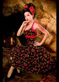 Vestidos Pin Up, Mode Rockabilly, Rockabilly Mode, Cherry Print Dress, Pin Up Looks, Estilo Pin Up, Rockabilly Girl, Pin Up Outfits, Pinup Couture