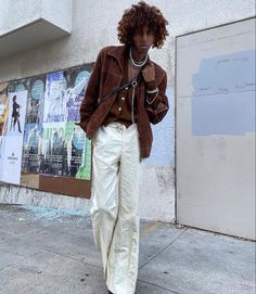 Unique Fashion Men, Brown Aesthetic Outfit Men, 70s Inspired Fashion Men, Transmasc Fashion, Transmasc Outfits, Fashion Styles Types, 70s Mens Fashion, Era Fashion